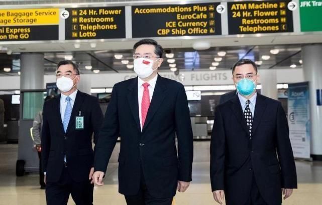 秦刚专机刚落地，欧盟就给中国来个下马威？中方发出危险警告
