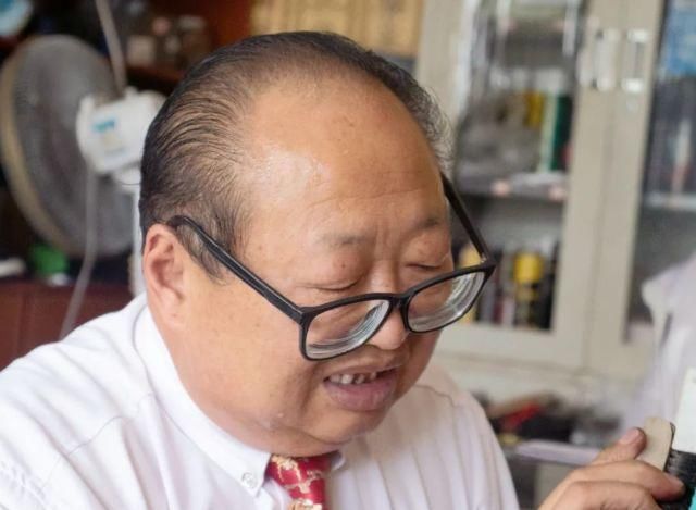  最贵|擦双鞋最贵收了3000元！70岁丽江“鞋王”至今仍在擦鞋……