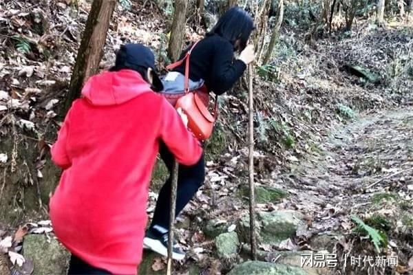  荣宗锦|怀家国之情操，为天下布芳馨