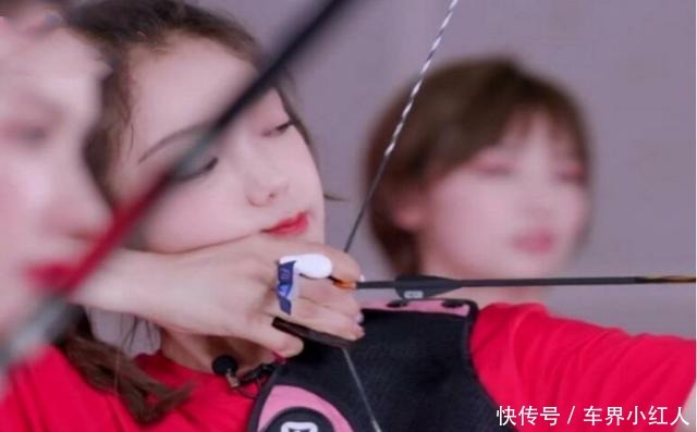 镜头|超新星运动会镜头怼脸拍,张艺凡有点业余,刘些宁不愧是门面