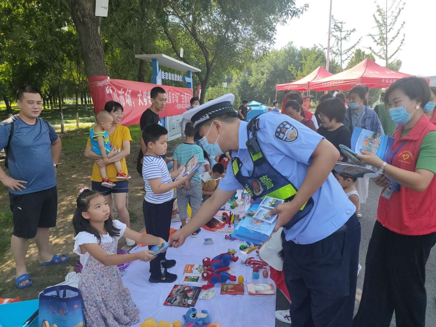 全市范围内|“一盔一带”安全守护行动在津“落地”逐渐“生根” 自我保护意识提升良好出行习惯养成