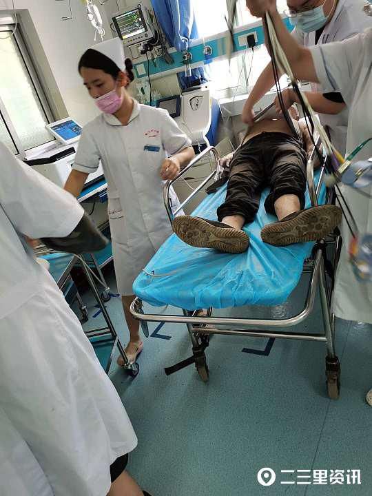  受伤|突发！印台一民房发生坍塌，事故造成4人受伤，其中1人生命垂危