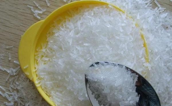 提鲜效果|味精和鸡精哪种危害更大,好多人都误导了,它居然是天然食物