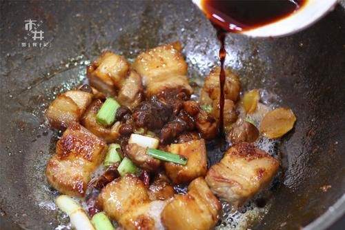 海鲜|这海鲜，以前不舍得买，今年特便宜，1斤60元，用肉焖一锅真香