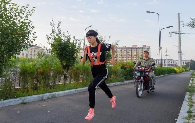  新华社|呼市这个“狠爹”火了，新华社都报道了