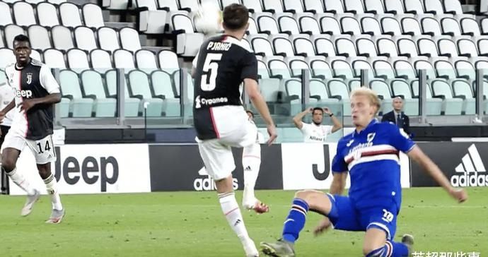 连冠|C罗独造2球+失点！尤文2-0提前2轮夺冠，豪取9连冠刷爆纪录