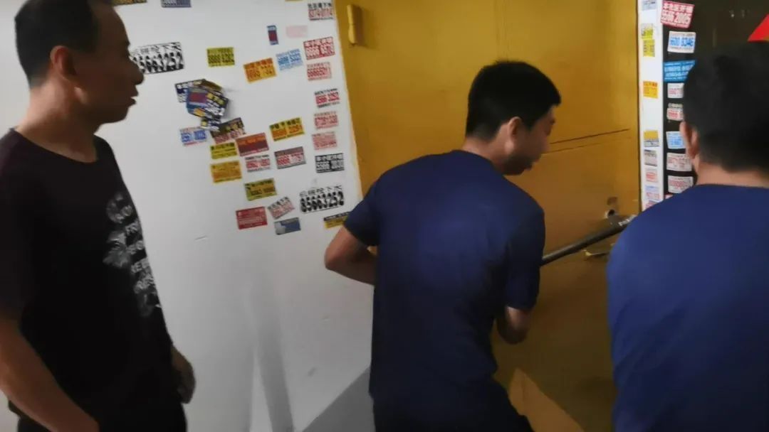 视频|青岛警方成功处置“8·20”劫持人质案 现场视频曝光