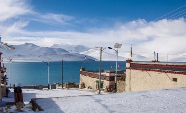  村民|世界上距离天堂最近的村庄，村民寿命平均四十岁，但没人愿意离开