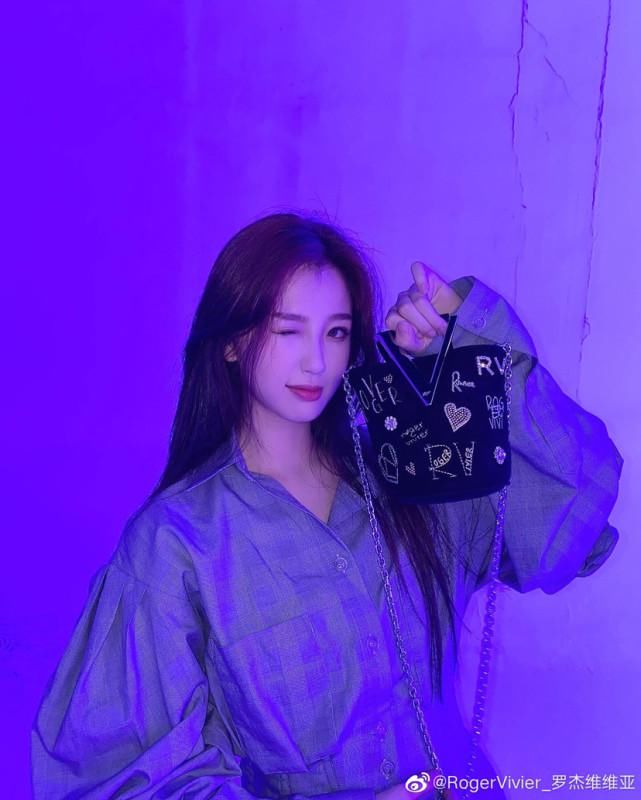  赵薇|邓伦、赵薇、杨幂、Angelababy、赵丽颖、李沁、虞书欣