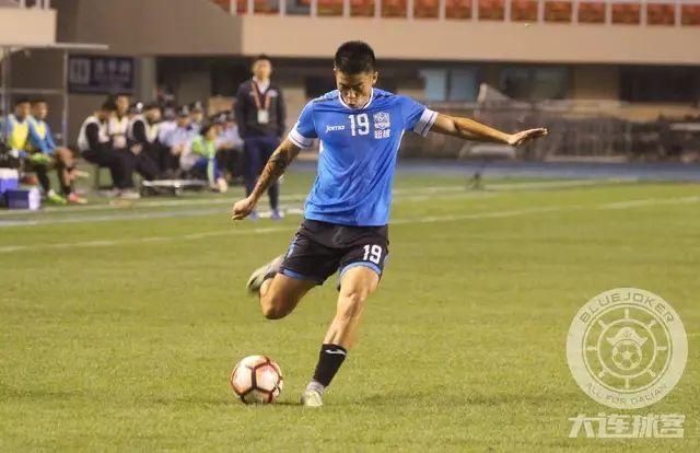  球衣|盘点大连足球历代球衣！哪一款是你的最爱？