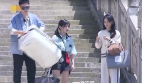  历险记|《中餐厅4》黄晓明再次上演“小明历险记”，林大厨成大“恩人”