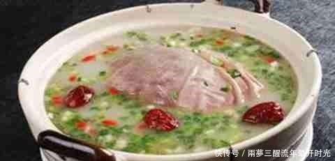 养胃|猪肚和什么,炖在一起,养胃怎样,炖鸡汤才好喝