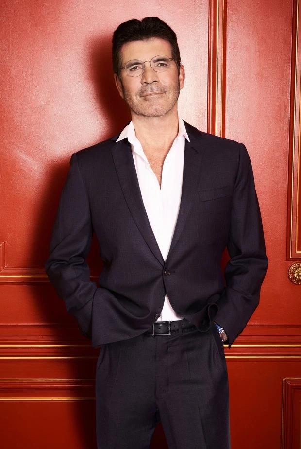  脊椎|差之毫厘！《英国达人秀》导师摔伤，骨折处与脊椎接近险些瘫痪