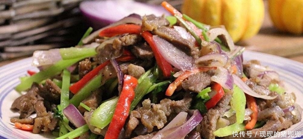 家常菜|我会教你如何把洋葱做成五个美味的家常菜,很好吃