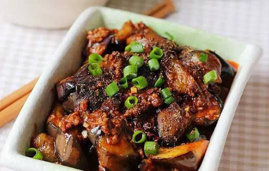 茄子|精选美食:麻婆茄子,丸子煲,红薯粉焖黄牛肉,盘盘鱼的做法