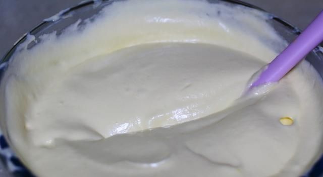 用刮刀|按照这个配方做的古早蛋糕,不塌陷,不开裂,像棉花一样柔软Q弹