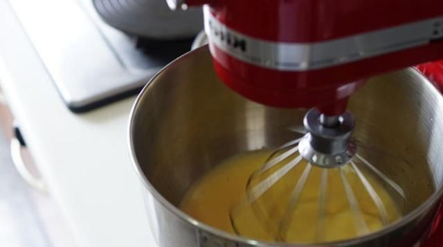  海绵蛋糕|想吃蛋糕不用买, 在家就能做, 1分钟就能学会, 比外面买的还好吃