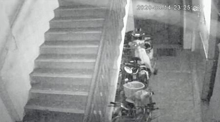  是因为|东莞一出租屋突发大火，11人被困！3人被拘留10日！又是因为这件事……