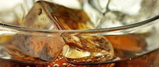 内幕|揭秘13个食品广告拍摄内幕!为什么你的汉堡,跟广告永远不一样