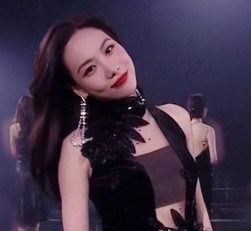  孟佳和王霏|同是女团出身，王霏霏比孟佳差在哪？《王牌》导演的态度就是答案