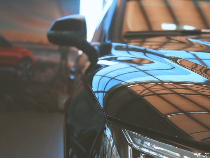  奥迪|奥迪Q5L看车，毕竟是SUV空间也更宽敞，更适合以后自驾