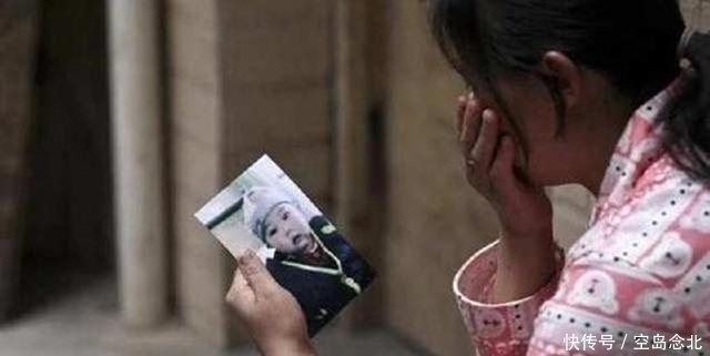 小男孩|人贩子的新招,家长必须跟孩子说清楚,真让人防不胜防