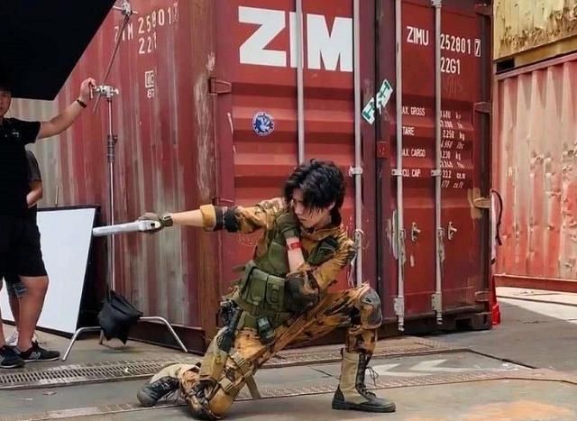  火线|看了《穿越火线》才知道鹿晗演技可以这么好，剧情简直太香了