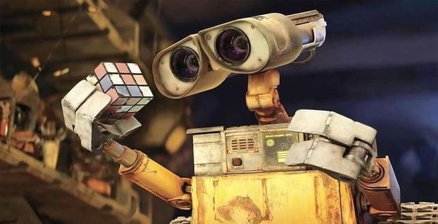  追爱|机器人总动员：一部乡土小青年对都市女精英的追爱成功指南