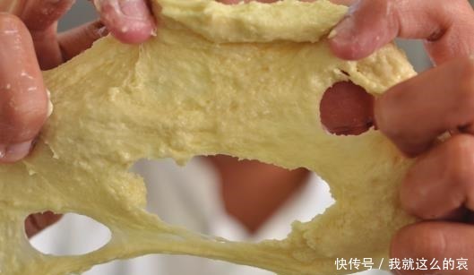 高筋面粉|特级红豆餐包,外酥内软,搭配甜而不腻的红豆馅,最适合拿来解馋