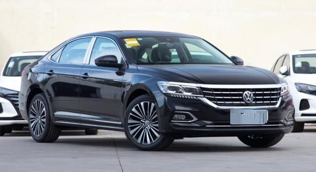 真香|13.49万的帕萨特了解一下，一代神车跌到＂白菜价＂，真香