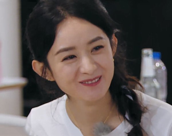  赵丽颖|黄晓明吐槽《向往》太幸福时，我却在关注赵丽颖反应，不愧是去过的人