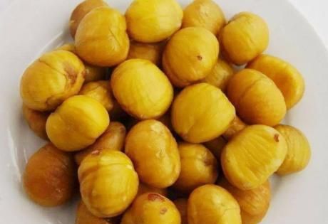 鸡肉|中秋前后,要多吃秋果之王,维C是苹果的5倍,烧鸡肉营养更美味