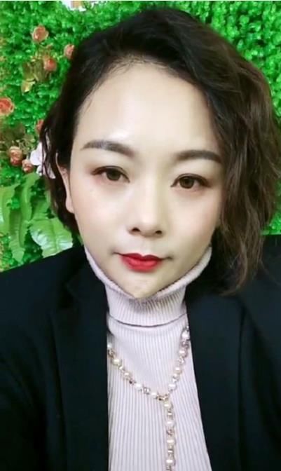 女老板|美容店女老板23刀惨死店内，6岁儿子爬出呼救：爱情不像礼尚往来