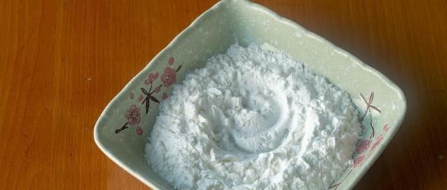 酸甜|糯米粉里加2个苹果,居然这么好吃,酸甜可口,每次上桌就抢光