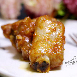  蜜汁|零难度奥尔良烤排骨?蜜汁浓郁好吃到舔手指