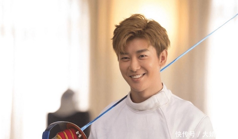 成长|《拜托啦师兄》逆流而上,将击剑竞技融入成长中,上演真香定理