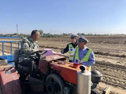  相随|节日“警”相随，守护不打烊，盘锦交警的别样“双节”这样过...