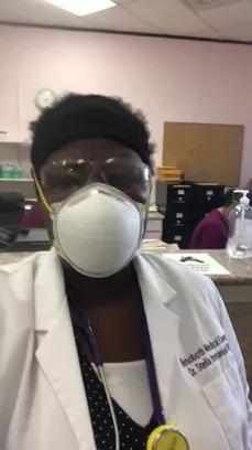  牧师|这就是特朗普父子器重的医生，一个认为恶魔控制一切的牧师