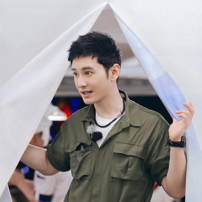  黄店长|黄晓明发长文告别中餐厅上热搜了？到底是怎么回事