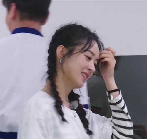  发愁|赵丽颖责任心太强，因菜单无规划独自发愁，焦虑到不想吃饭