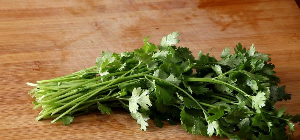 胃口|三伏天没有胃口?教你用鸭胗做一道菜,配上泡椒,太下饭了