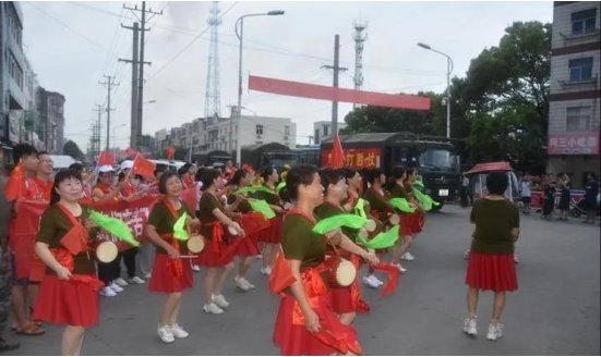  欢送|欢送防汛抗洪部队，尽显军民鱼水情