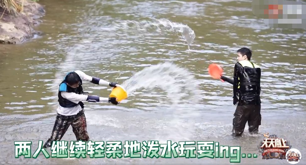  过于|宋威龙、王一博打水仗，除了帅气毫无看点，认输理由过于佛系