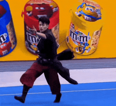  娱乐圈|他，怕不是会飞吧？