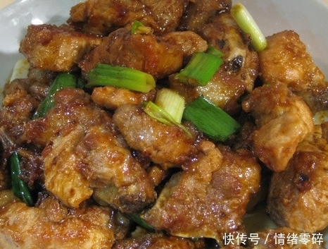 易学|简单易学,营养又下饭,烧出来的外香里嫩,好吃到骨头都想啃!
