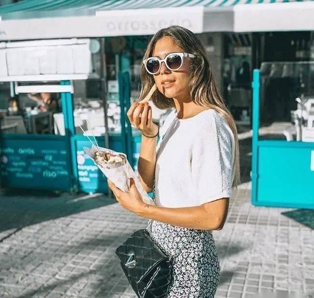  大街|谁说白T恤烂大街，那是你不会搭！