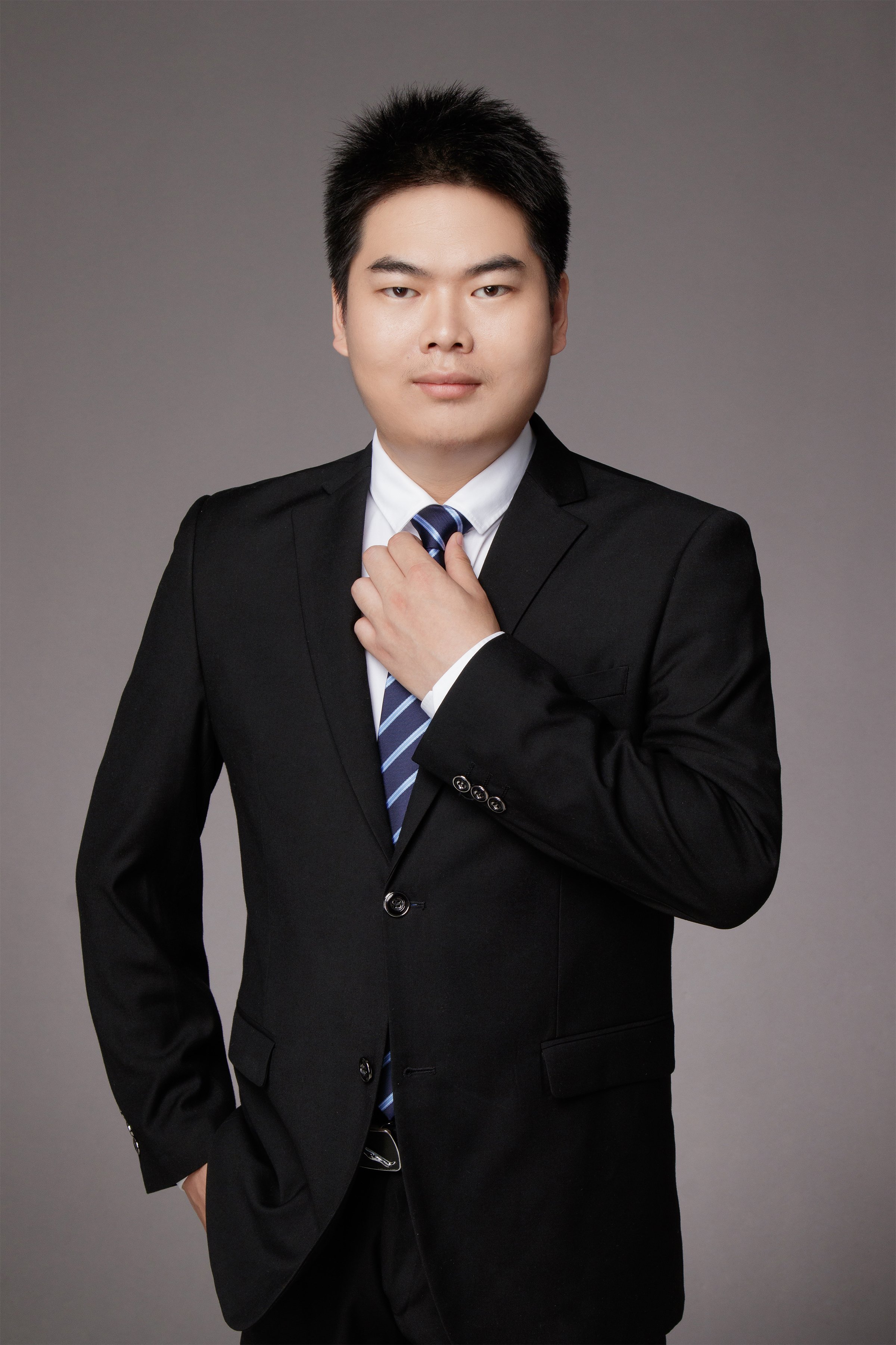  财信研报|财信研报：工程机械景气度再超预期，重点推荐锂电2龙头