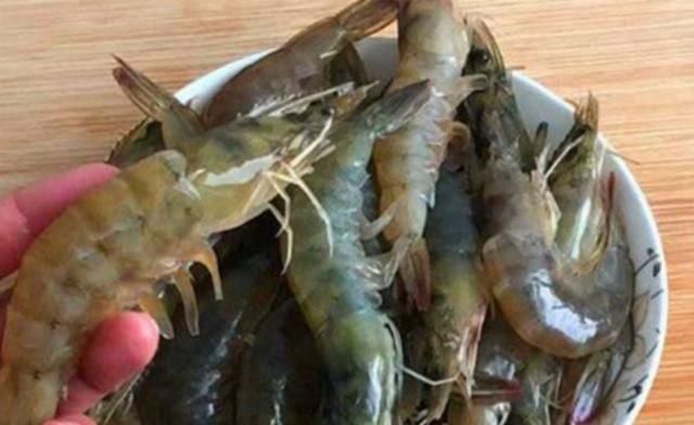 家人|去市场买虾时,这3种白给也不要!为了家人健康,以后别再买错了