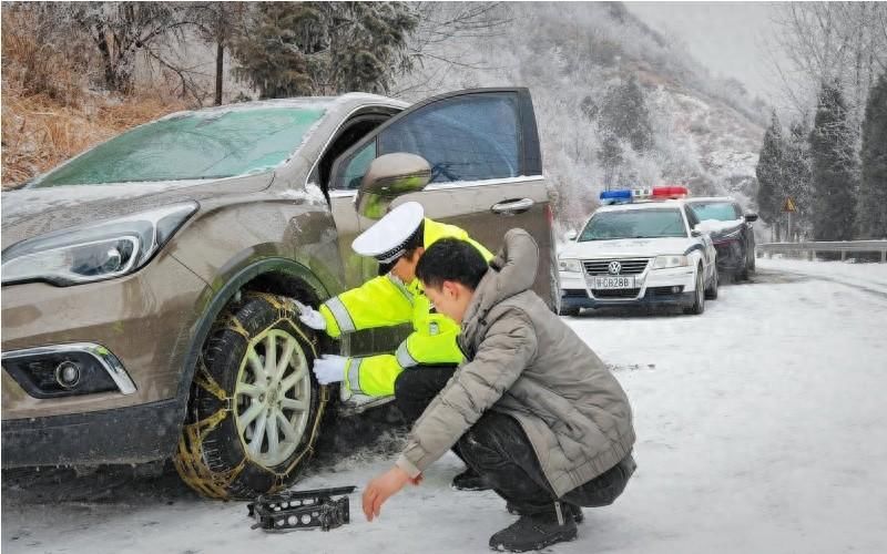 湖北郧西：以雪为“令”齐上阵 凝“心”聚力保平安