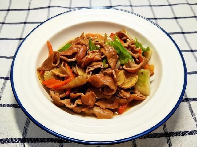 下酒|香而不腻的肥肠煲！零厨艺家常菜！下酒又下饭，好吃到爆